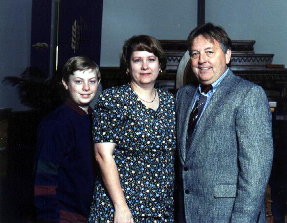 27.jpg (102069 bytes)