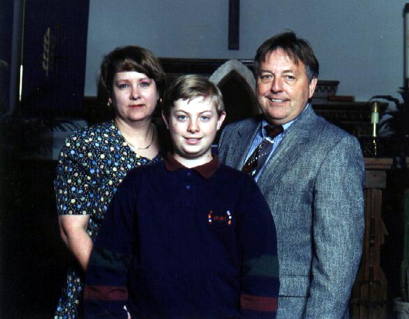 28.jpg (86171 bytes)